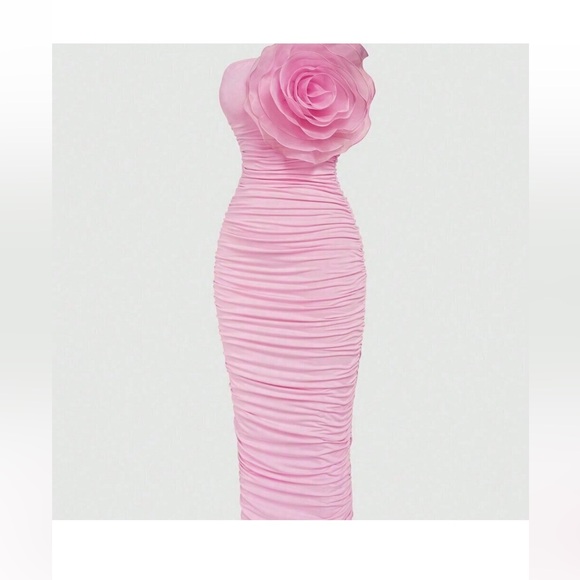 Dresses & Skirts - PINK PLEATED 3D FLOWER DRESS- size 2 NWT